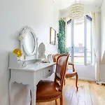 Logement,environnement Tres Paisibles,10 Voyageurs *