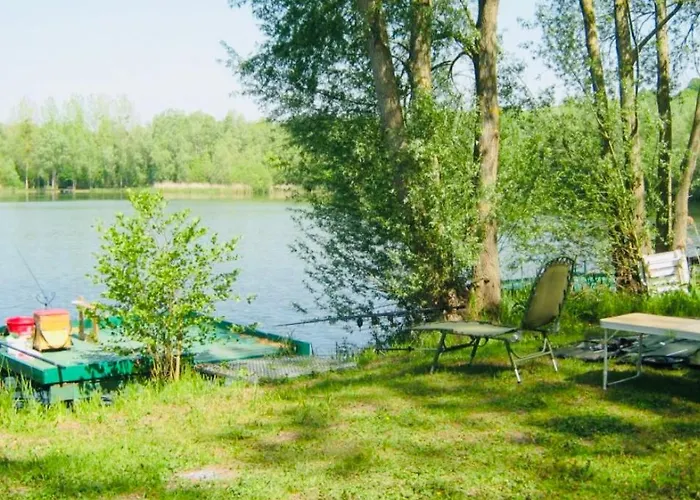 Logement,environnement Très Paisibles,10 Voyageurs *