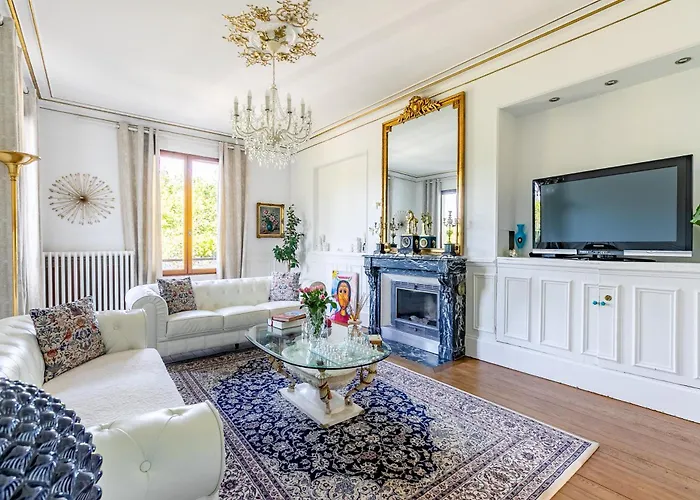 Logement,environnement Très Paisibles,10 Voyageurs Hébergement de vacances *