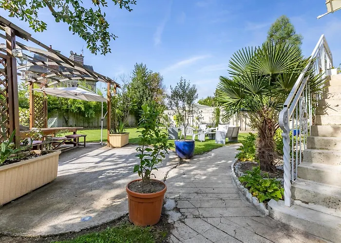 Logement,environnement Très Paisibles,10 Voyageurs Hébergement de vacances Cires-les-Mello