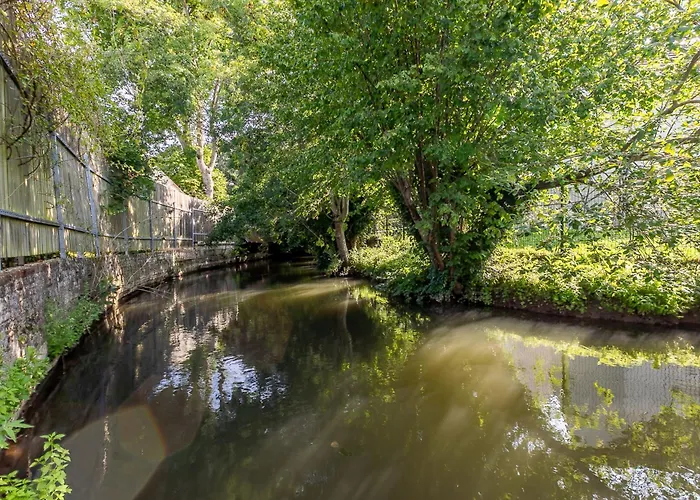 Logement,environnement Très Paisibles,10 Voyageurs *